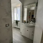 Casa L'aquila 招待所 科莫